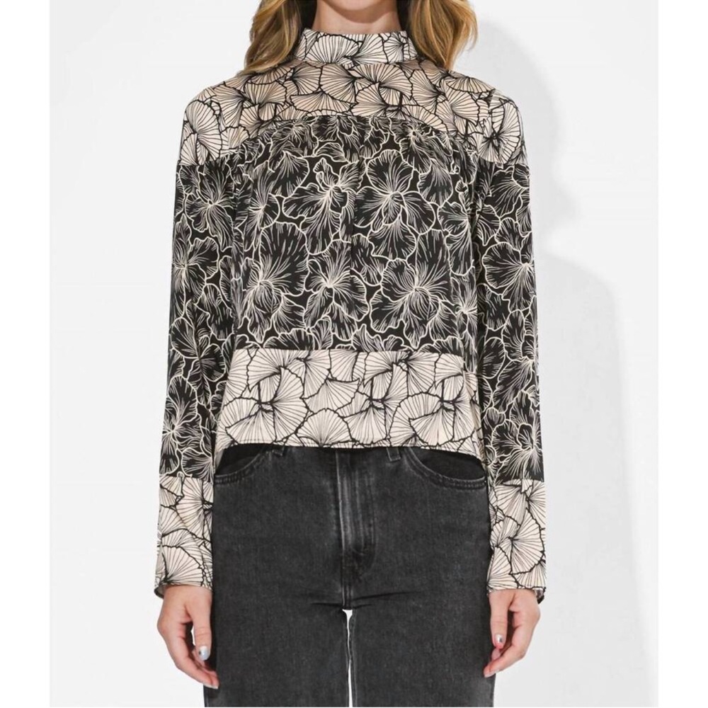 Adelyn Rae NWT S BLOUSE - Picture 3 of 5